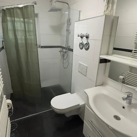 Apartamento 2 In Mit Privatparkplatz-self Check In-15min Bis Frankfurt-25min Bis Flughafen *