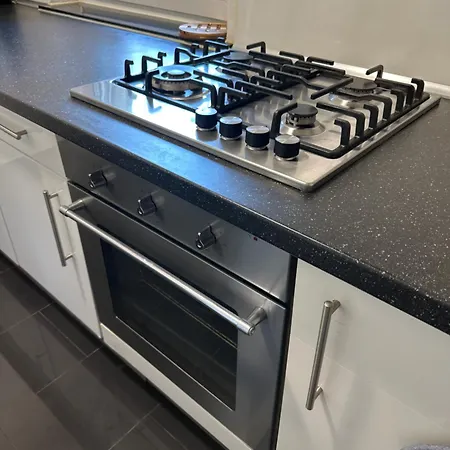 2 In Mit Privatparkplatz-self Check In-15min Bis Frankfurt-25min Bis Flughafen