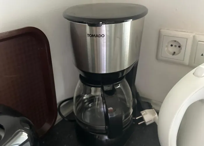 2 In Mit Privatparkplatz-self Check In-15min Bis Frankfurt-25min Bis Flughafen Apartment *